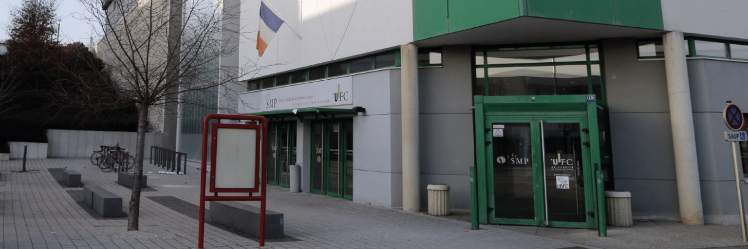 Entrée de la faculté de médecine de Besançon